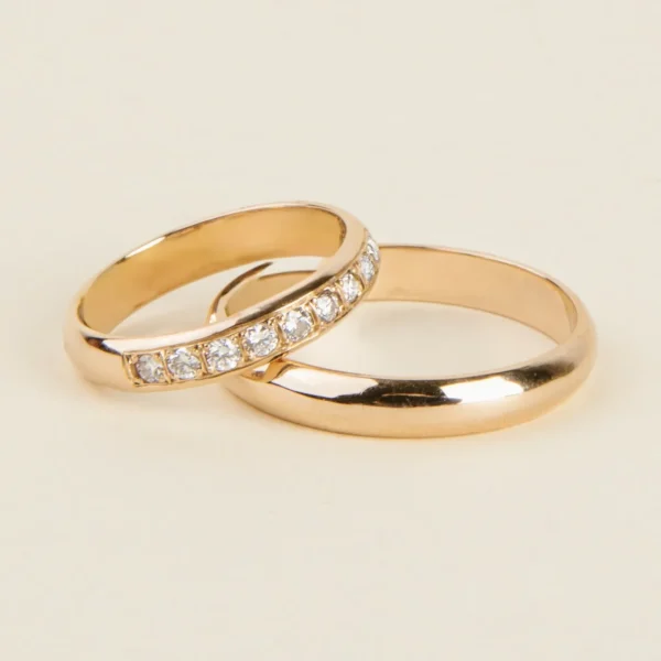 Argollas de matrimonio con piedras Esther en oro 18K, par completo